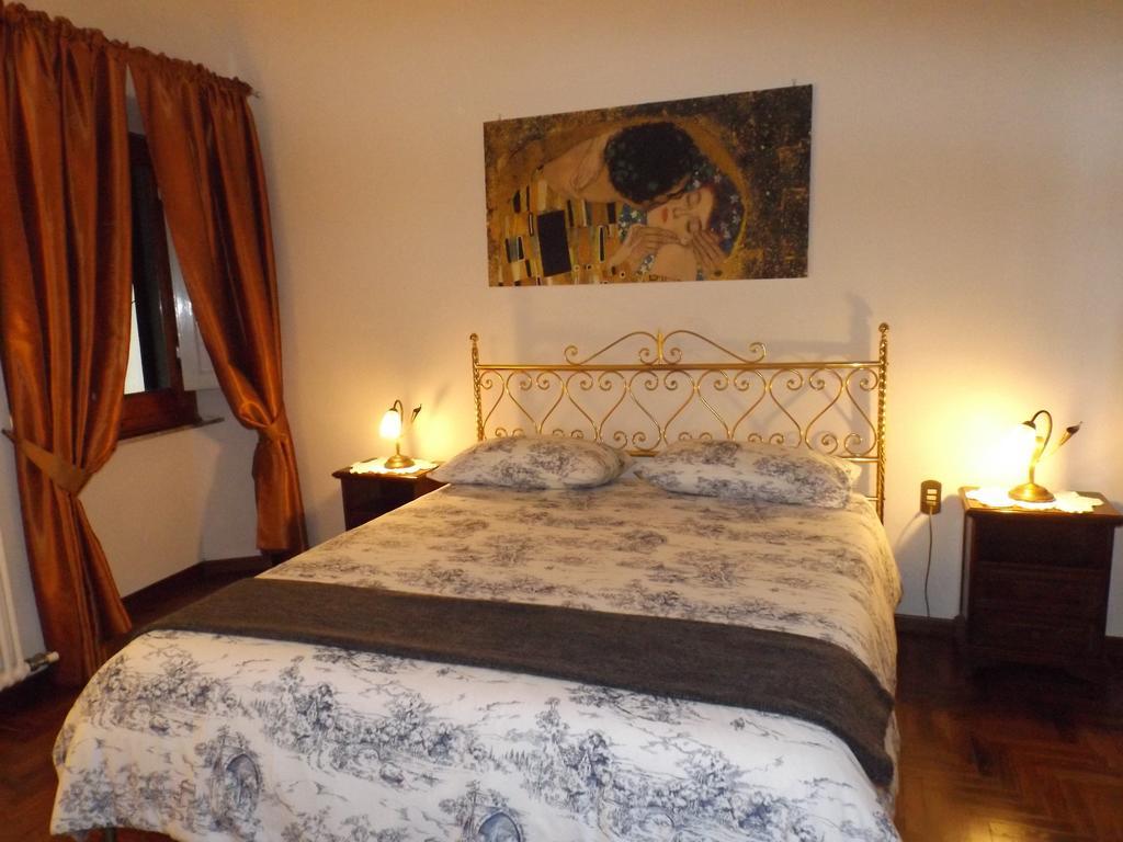 Casa Vacanze Le Piagge Di Scappini Simona Montelupo Fiorentino Habitación foto